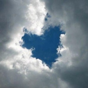 sky-heart-pic